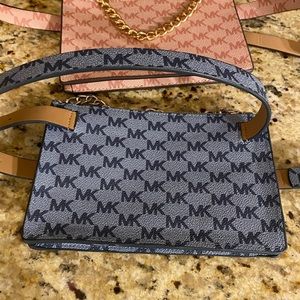 1 Michael Kors Chained Adjustable Fanny Pack 5”H 7.5” W